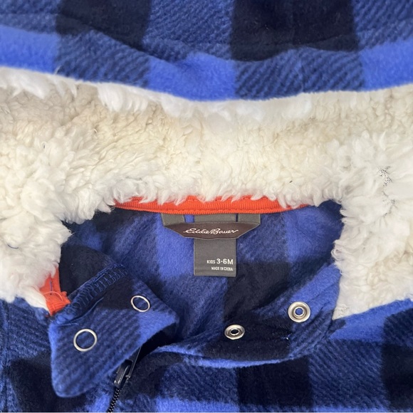 Eddie Bauer onesie - Picture 3 of 3